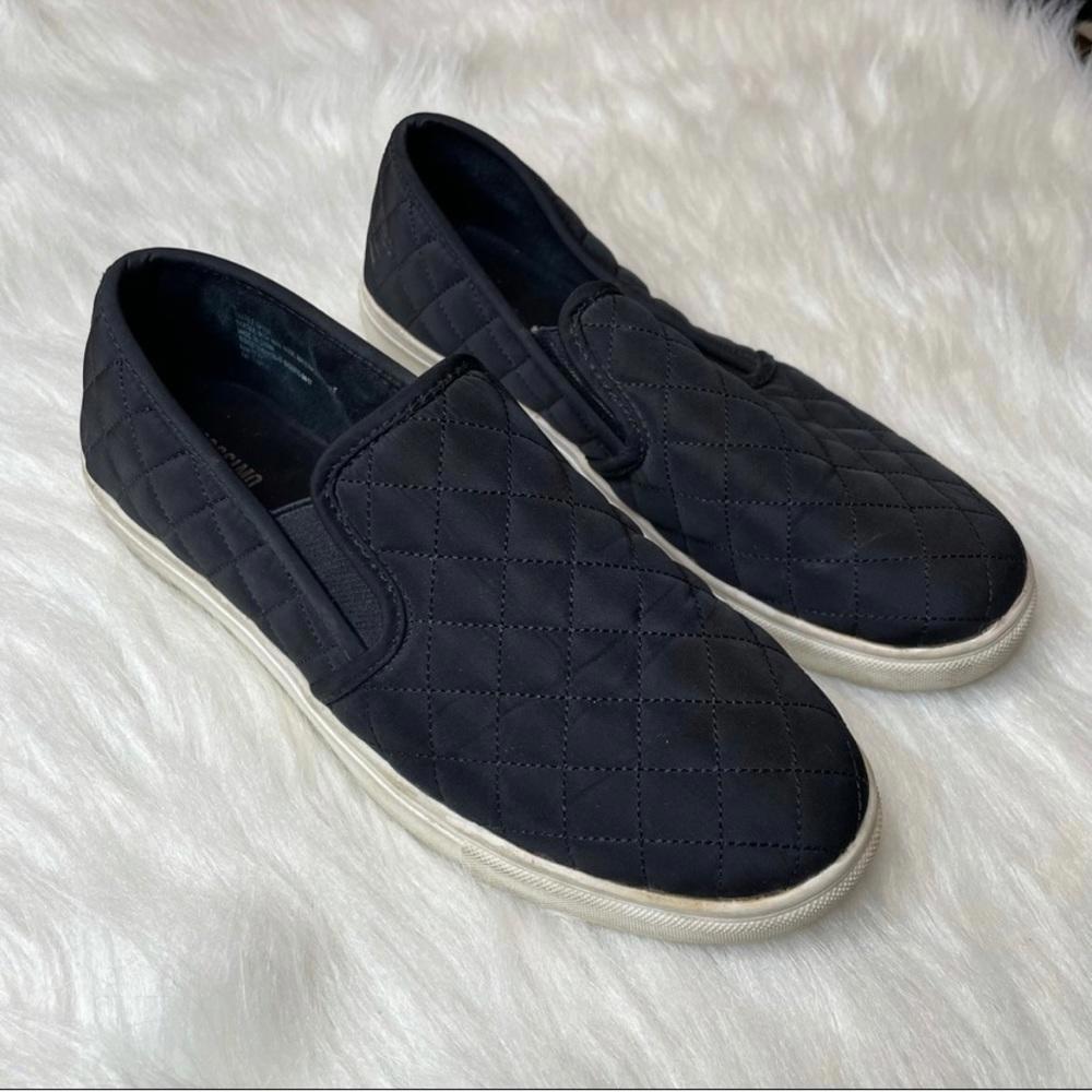 Mossimo Supply co. Shoes Black Quilted Slip-On Sneakers 8